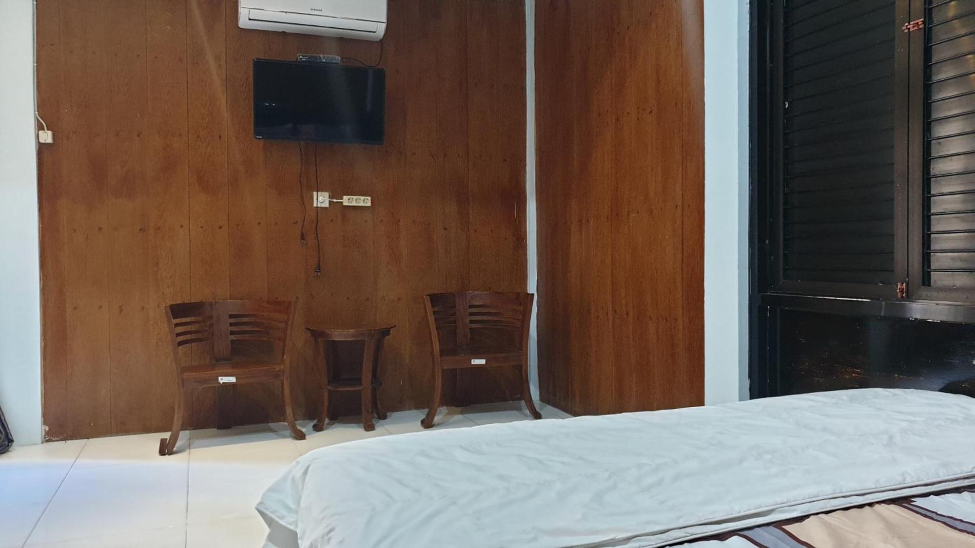 Capital O 92612 Penginapan D'Alas Purwo & Beachnearpadang Savana Sadengan Banyuwangi  Exterior photo